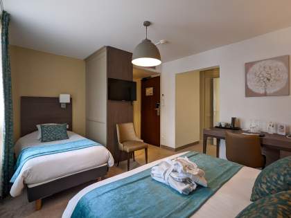<span><span><span>Chambre Triple Supérieure</span></span></span>